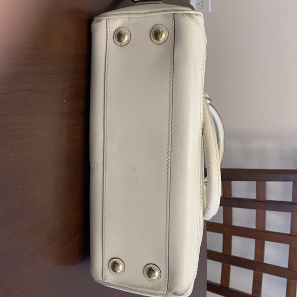 White coach bag - Picture 3 of 9